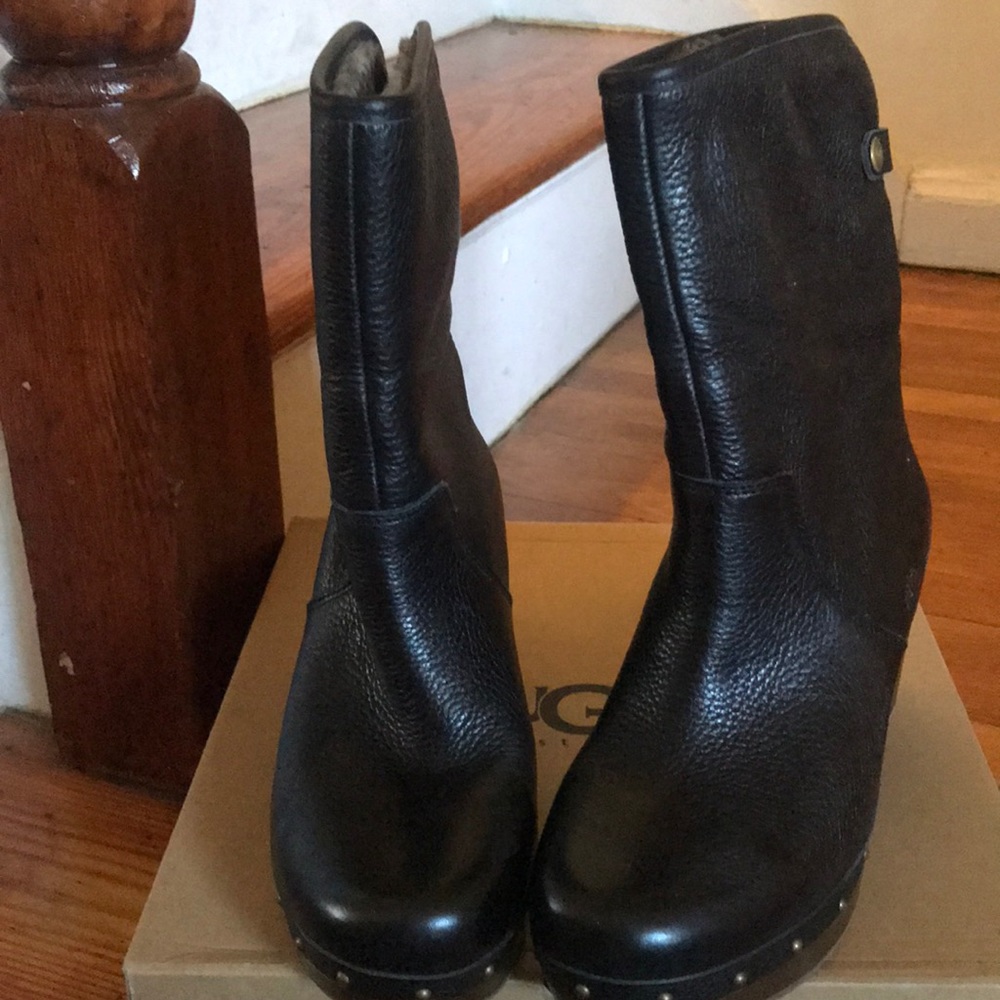 Ugg Carberry